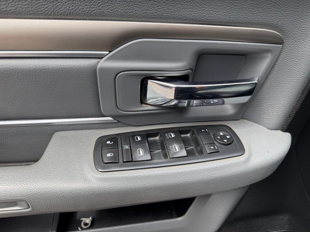 Used 2017 Silver Ram SLT image 16