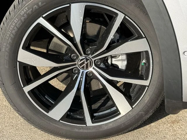 2026 Volkswagen Atlas SEL Premium R-Line - Photo 6