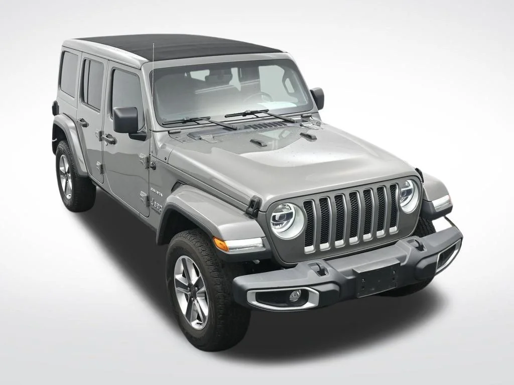 Used 2022 Gray Jeep Unlimited Sahara image 23