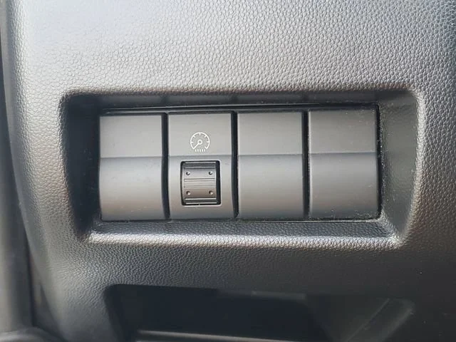 Used 2009 Silver Mazda i Touring Value image 19