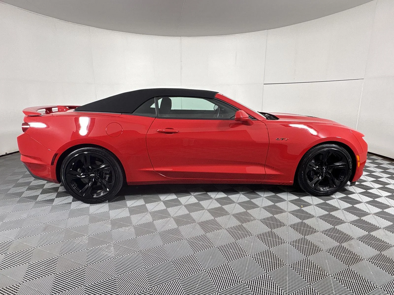 Used 2023 Red Hot Chevrolet LT1 image 19