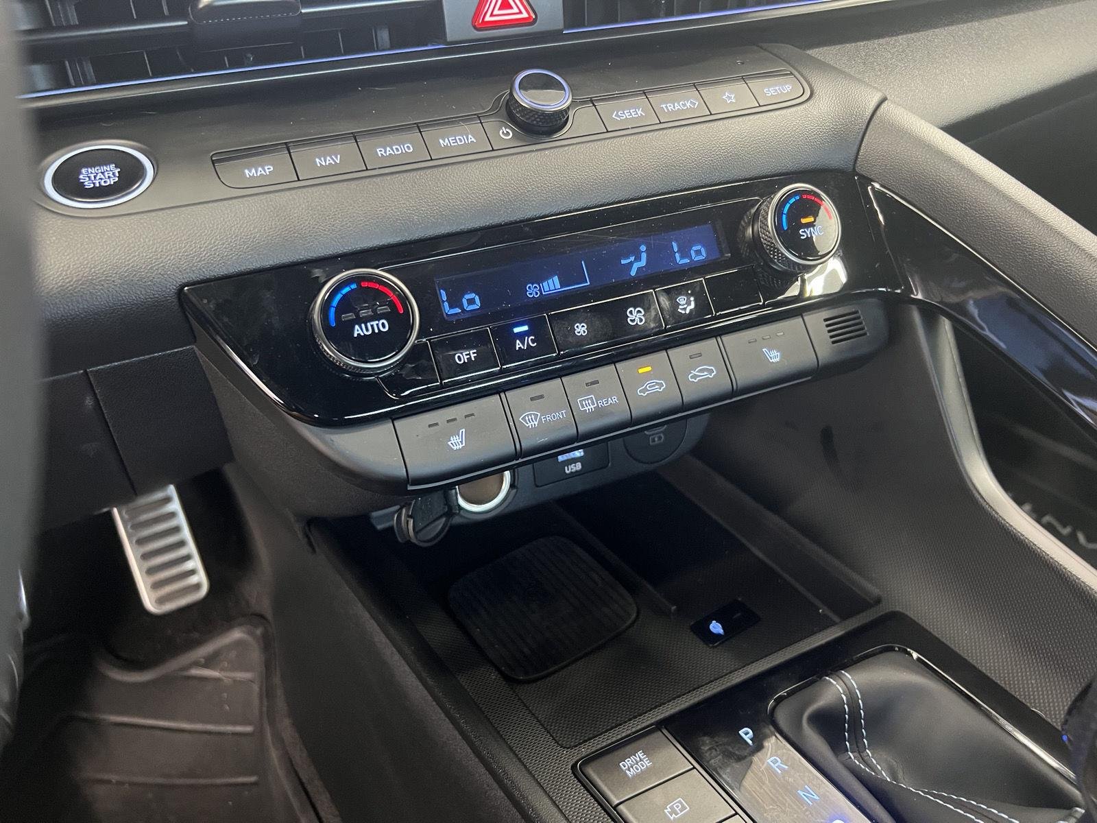 Used 2025 Performance Blue Hyundai  image 18