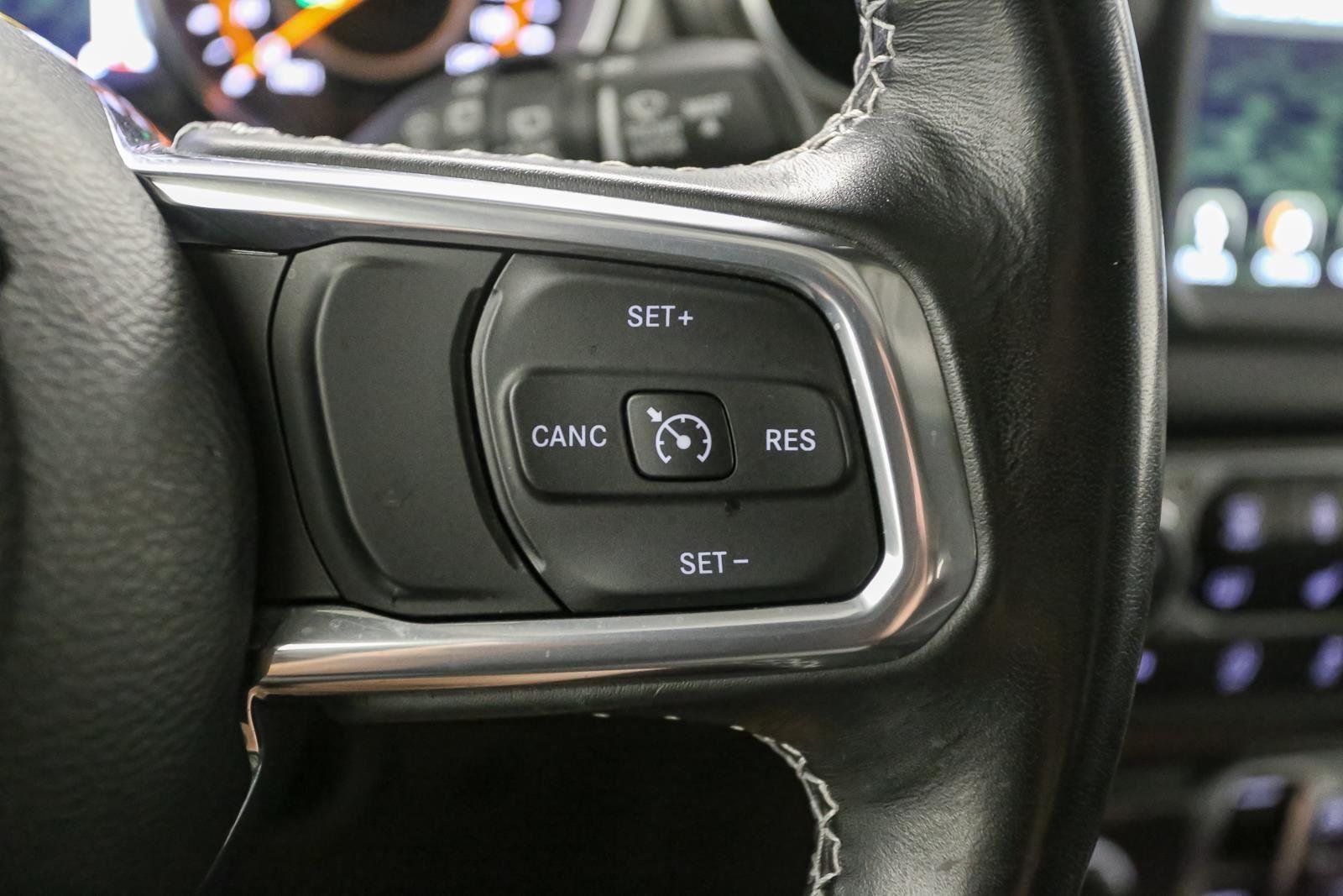Used 2022 Bright White Clearcoat Jeep Unlimited Sahara image 42