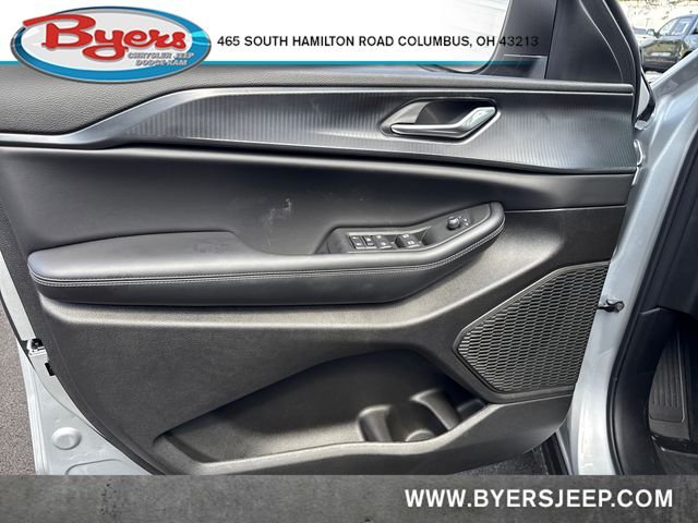 2025 Jeep Grand Cherokee L Laredo - Photo 12