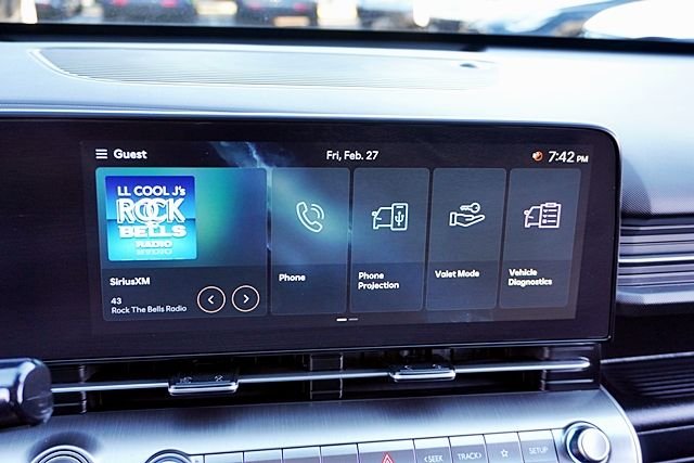 Used 2026 Gray Hyundai SEL Sport image 23