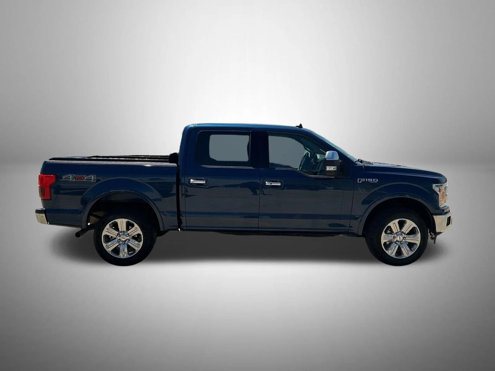 Used 2019 Blue Ford Lariat image 4
