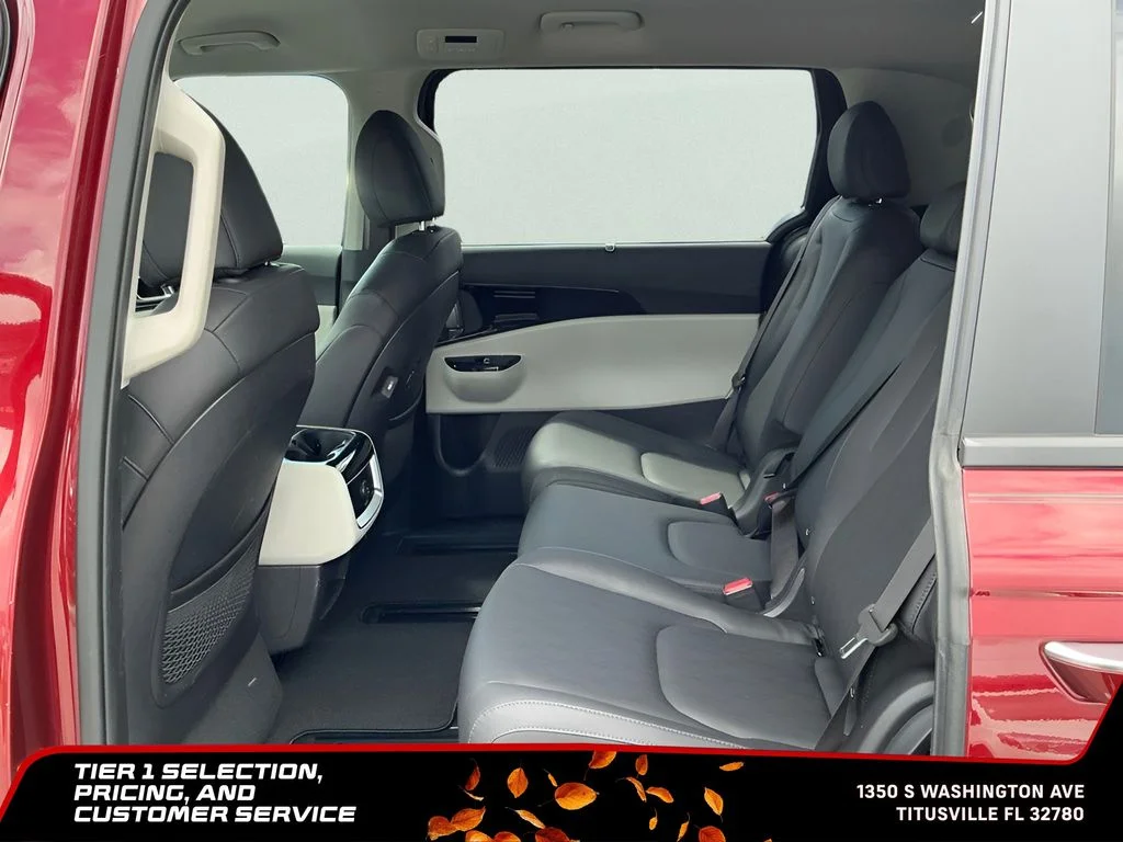 Used 2024 Red Kia EX image 21
