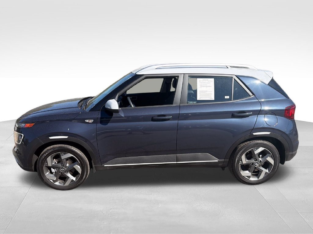 Used 2025 White Hyundai Limited image 2