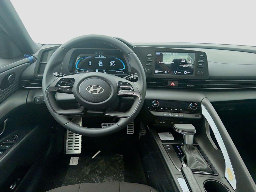 New 2026 Amazon Gray Hyundai SEL Sport image 15