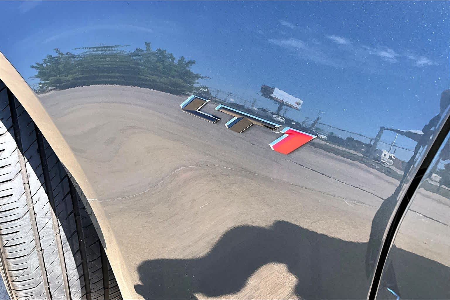 Used 2021 Shadow Gray Metallic Chevrolet LT1 image 32