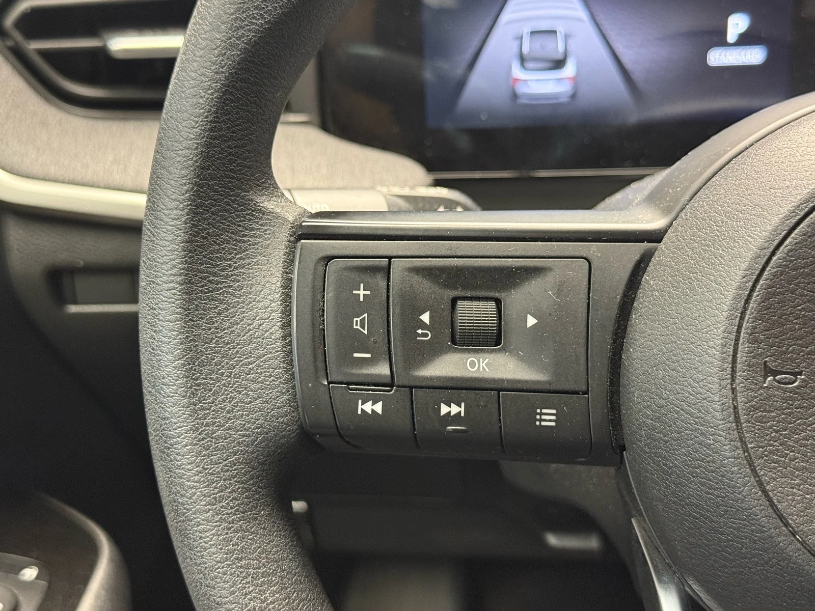 Used 2025 Gun Metallic (kad) Nissan SV image 12