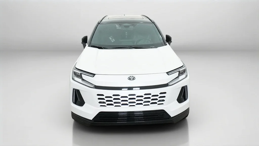 New 2026 Wind Chill Pearl with Midnight Black Metallic roof Toyota XSE image 16