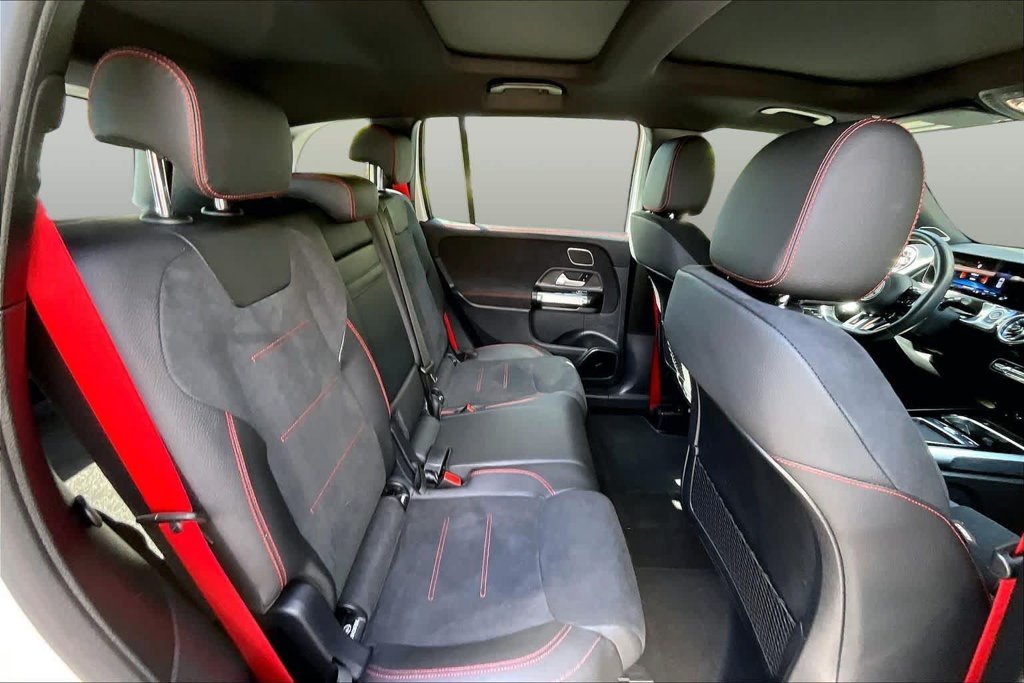 Used 2025 White Mercedes-Benz GLB 35 AMG® image 20