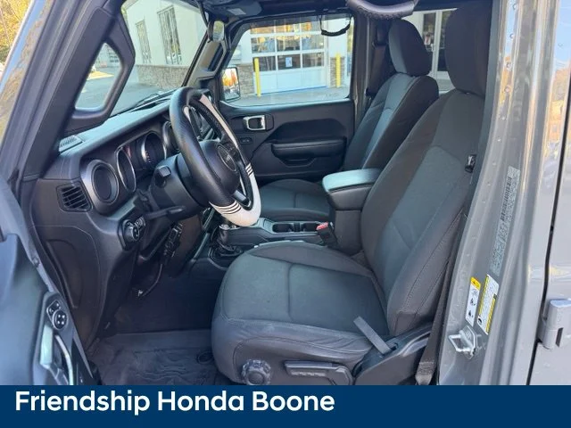 Used 2020 Gray Jeep Sport image 15
