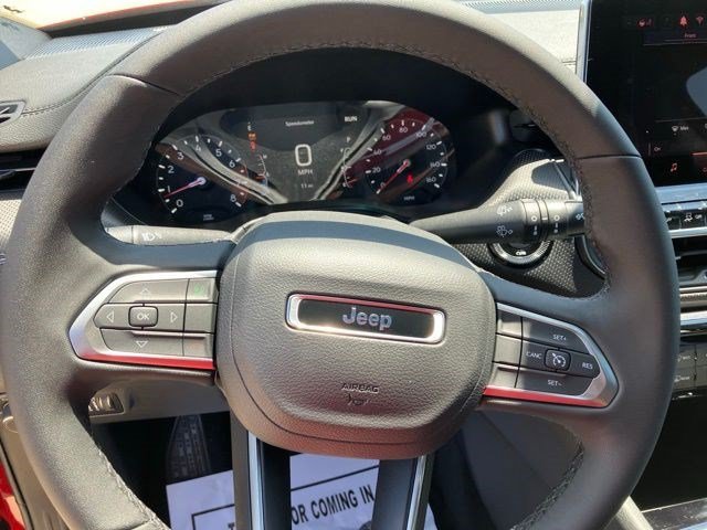 New 2026 Red Hot Pearlcoat Jeep Latitude Altitude image 14
