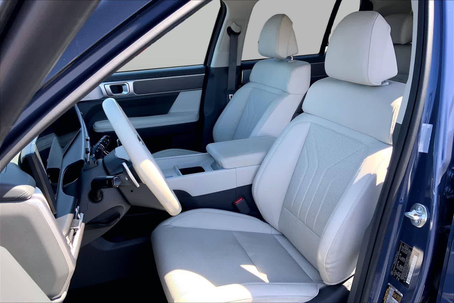 Used 2026 Atlantis Blue Hyundai SEL image 8