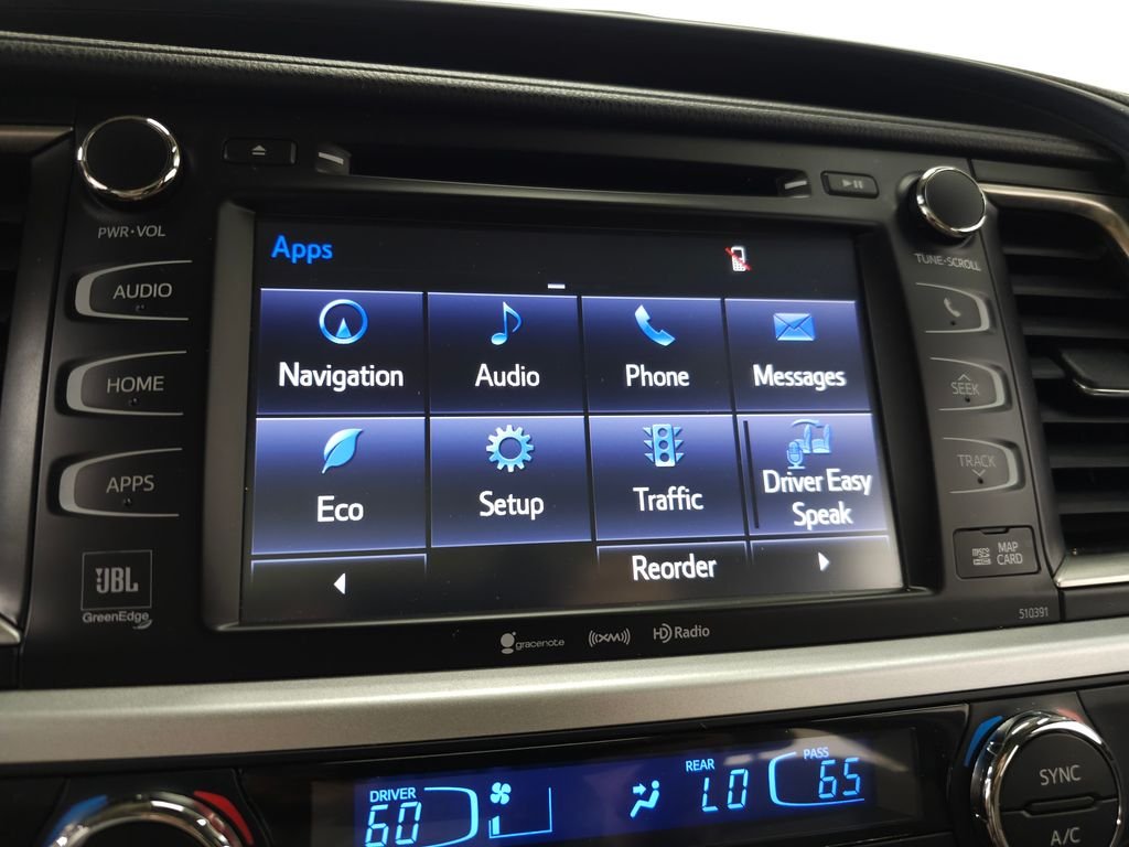 Used 2019 Blizzard Pearl Toyota Limited Platinum image 25