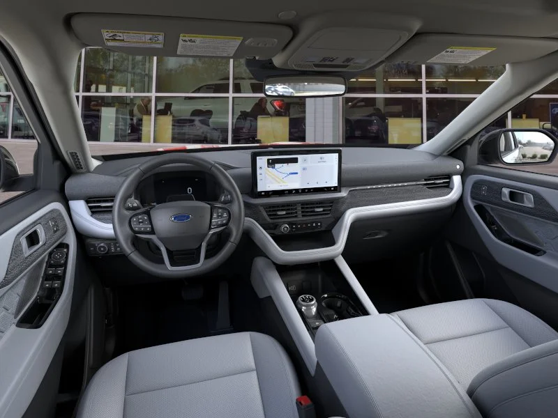 New 2026 Rapid Red Metallic Tinted Clearcoat Ford Platinum™ image 32