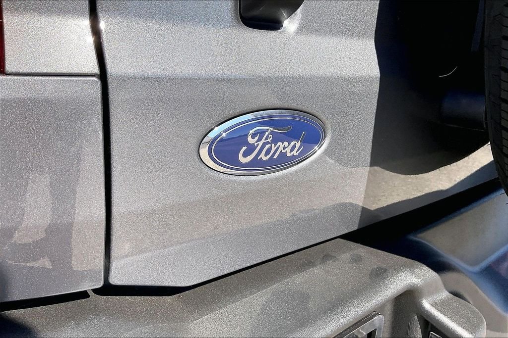 New 2025 Carbonized Gray Metallic Ford Base image 15