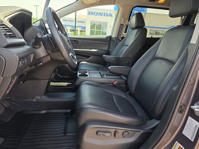 2025 Honda Odyssey EX-L - Photo 10