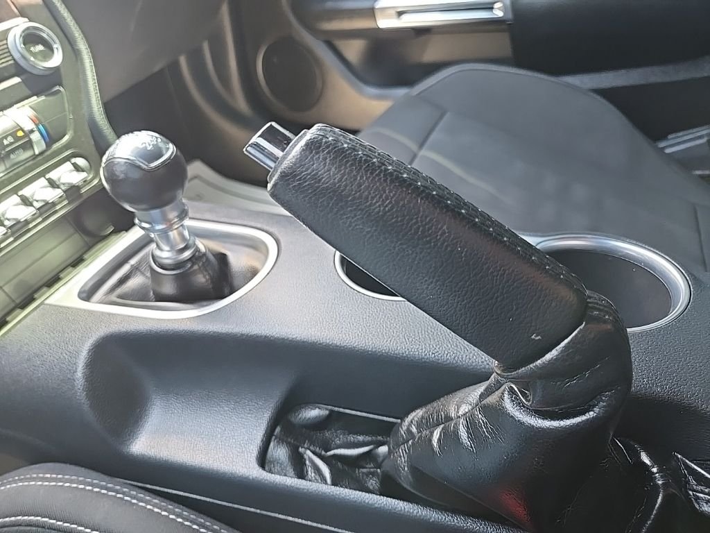Used 2022 Gray Ford GT image 43
