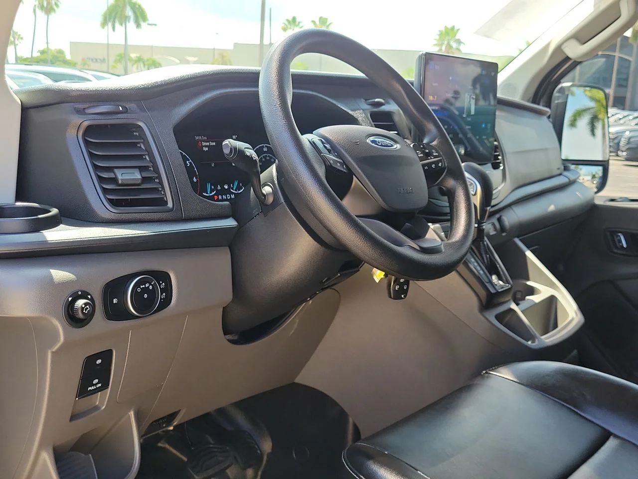 Used 2025 White Ford Base image 18