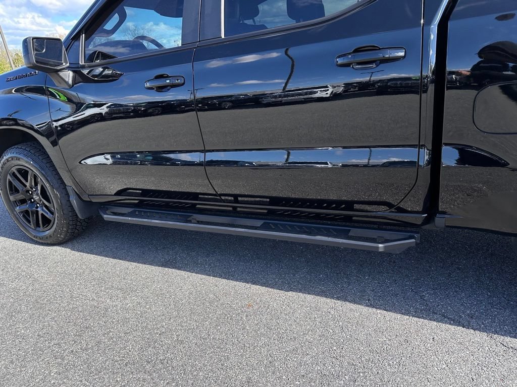 Used 2023 Black Chevrolet RST image 43
