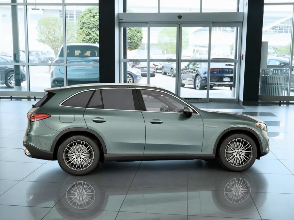 New 2026 Verde Silver Metallic Mercedes-Benz GLC 300 image 57