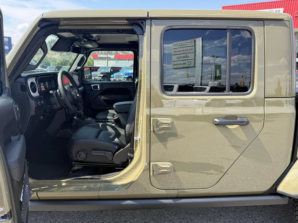 New 2026 41 (pj5) Jeep Nighthawk image 10