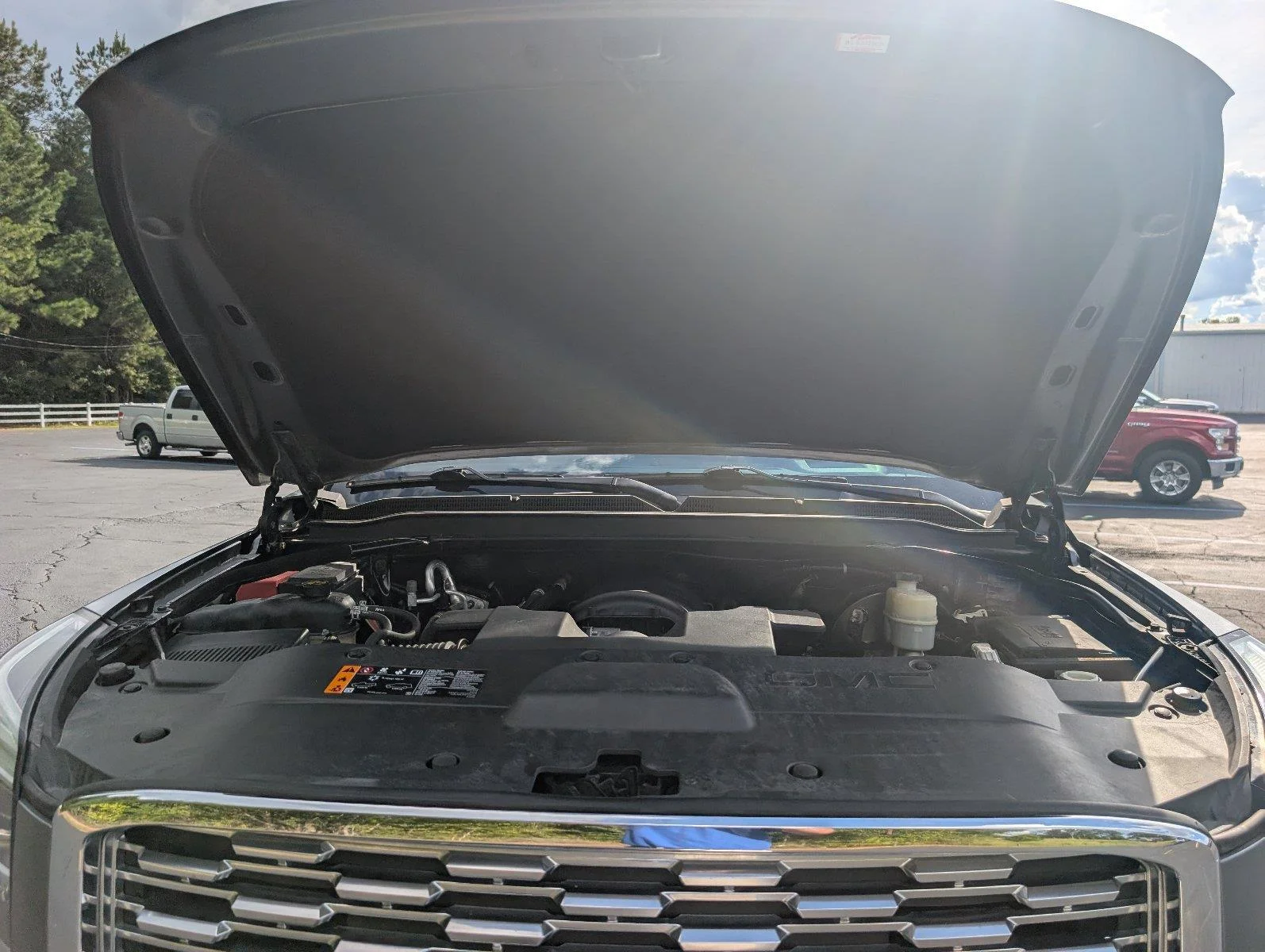 Used 2019 Satin Steel Metallic GMC Denali image 46