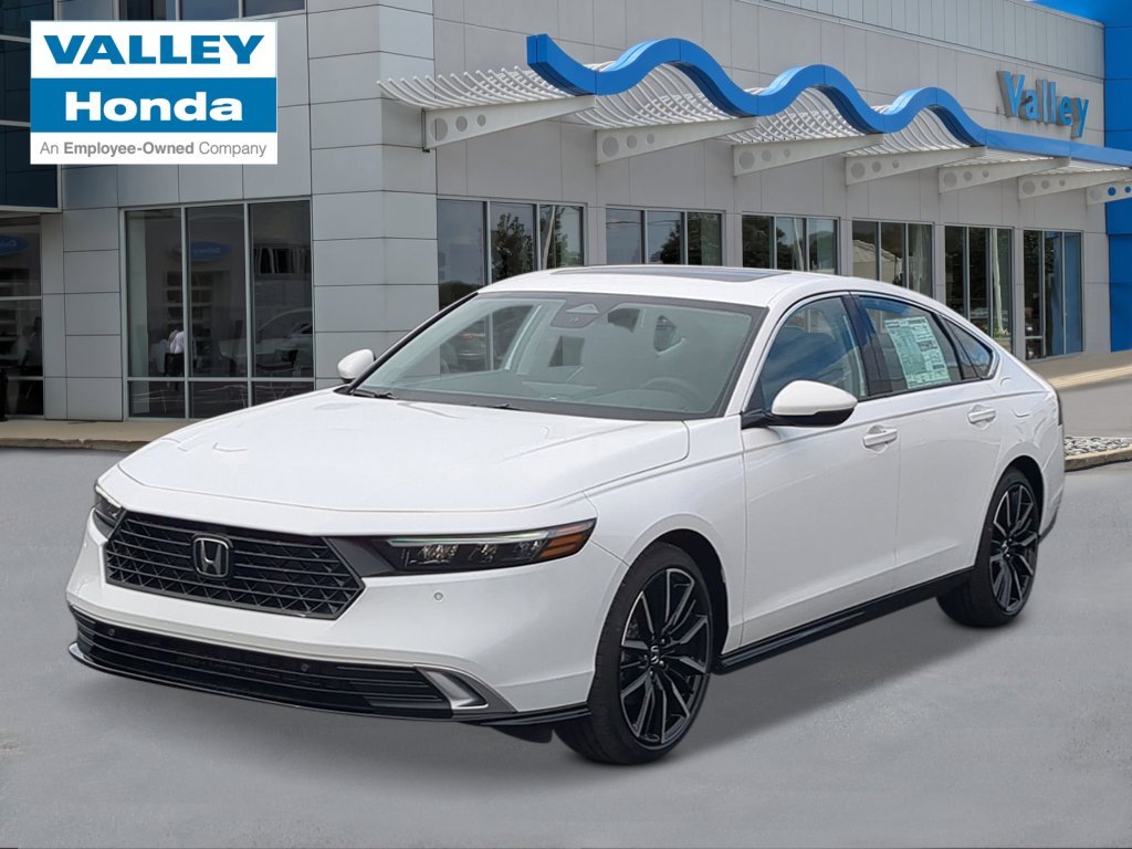 2026 Honda Accord Hybrid Touring's photo