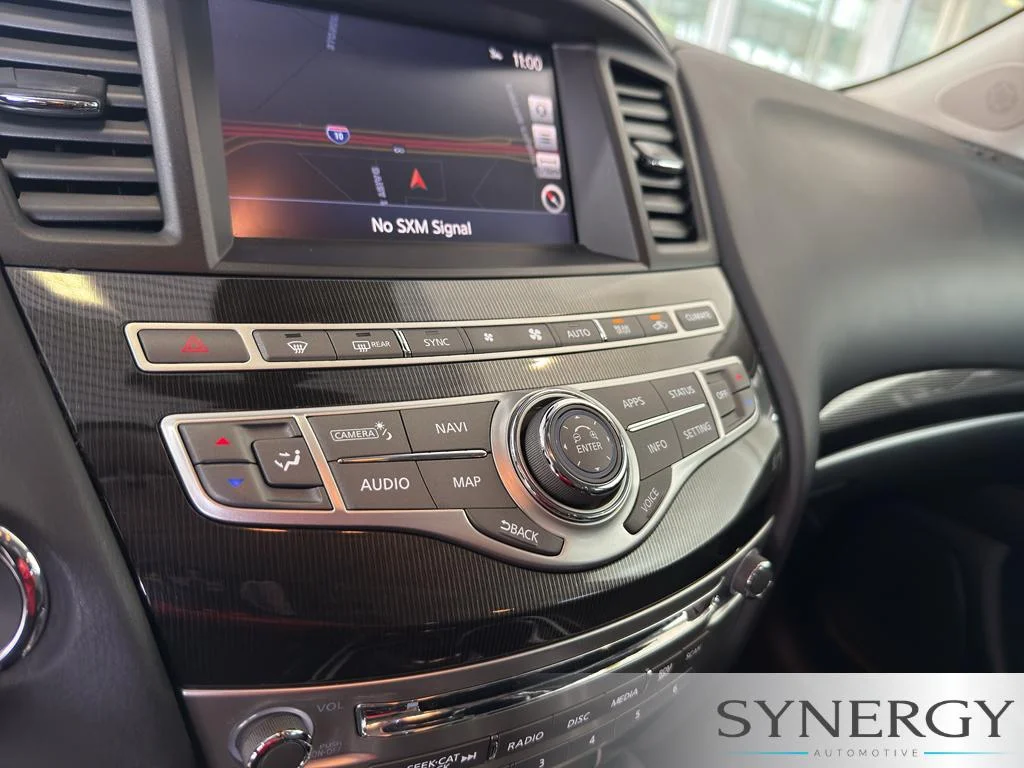 Used 2019 Liquid Platinum INFINITI LUXE image 11
