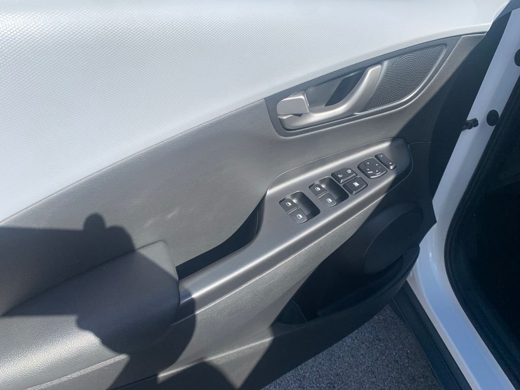 Certified Used 2021 White Hyundai Limited image 9