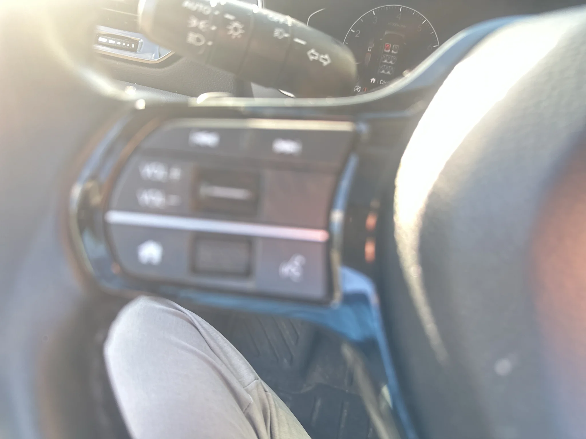 Used 2024 White Honda Touring image 8