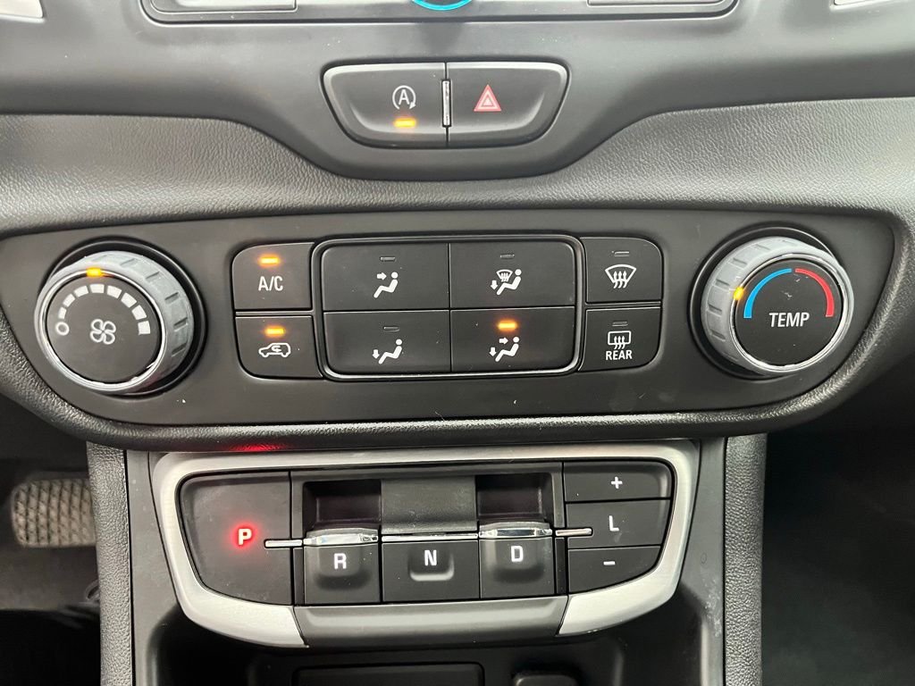 Used 2023 Volcanic Red GMC SLE image 27