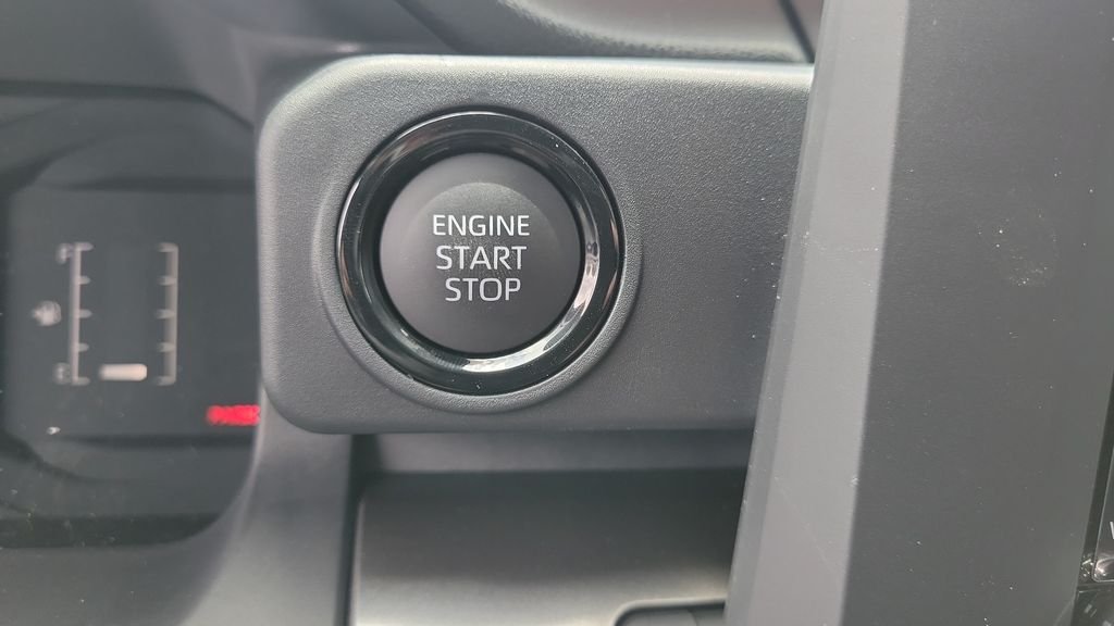 2026 Toyota Tacoma SR5 - Photo 22