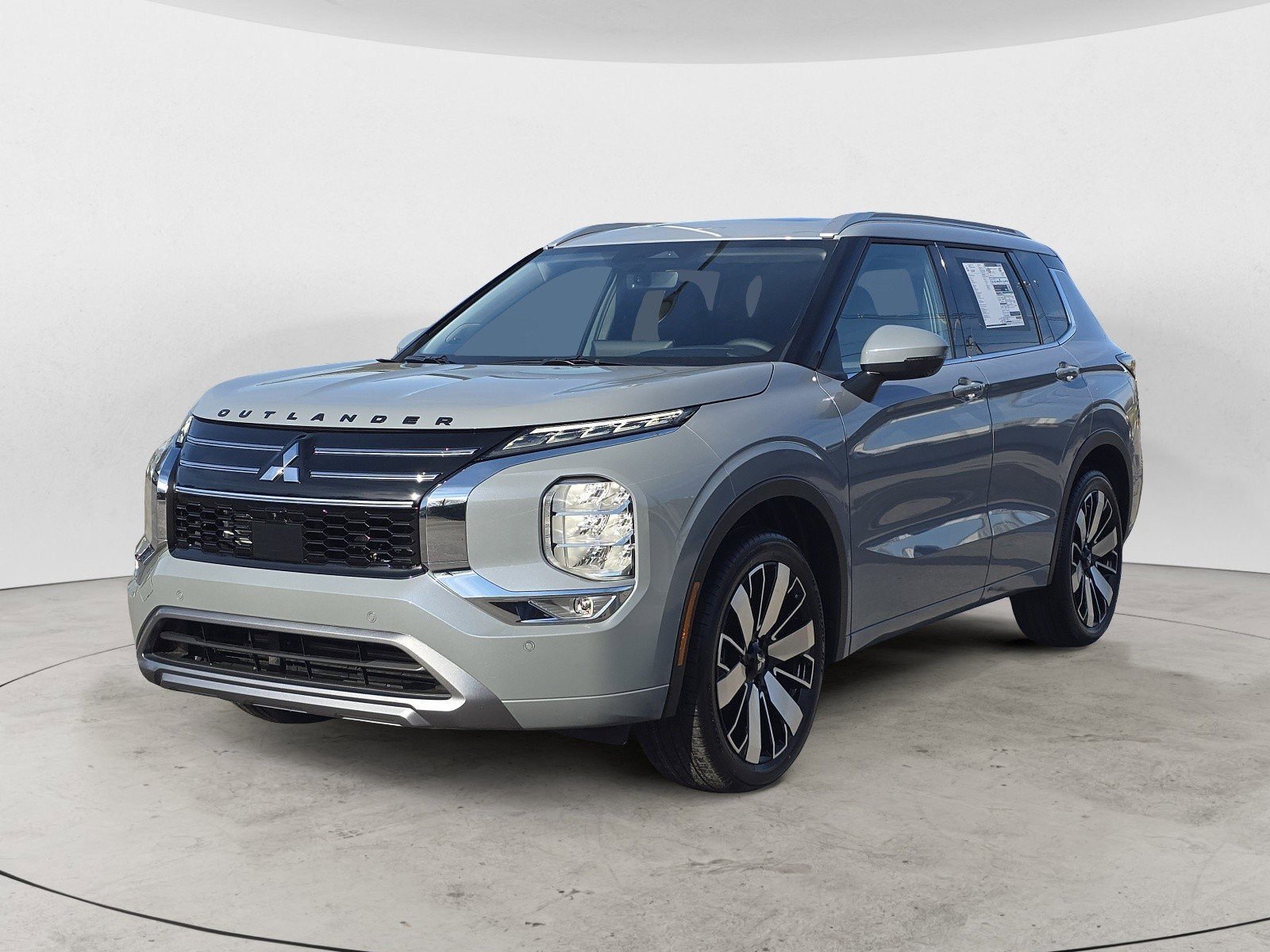 New 2026 Moonstone Gray Metallic Mitsubishi SEL image 5
