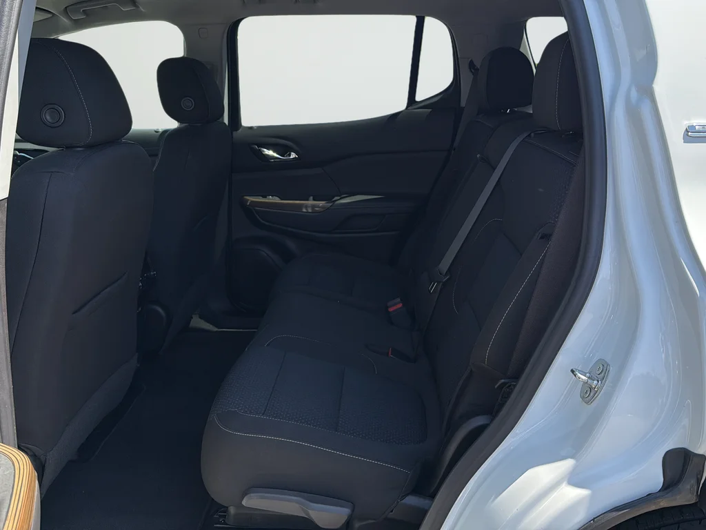 Used 2023 White GMC SLE image 16