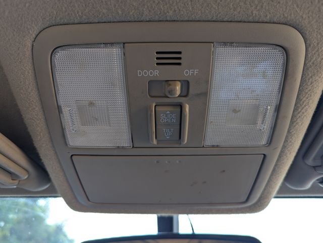 Used 2011 Red Toyota Limited image 17