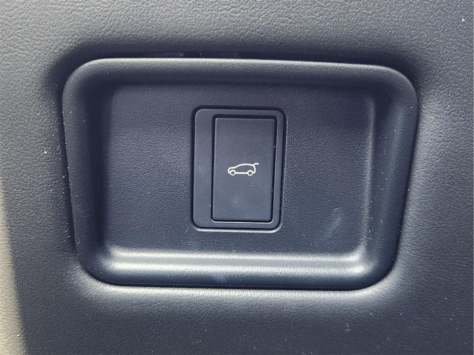 2023 Land Rover Range Rover photo 22 of 33