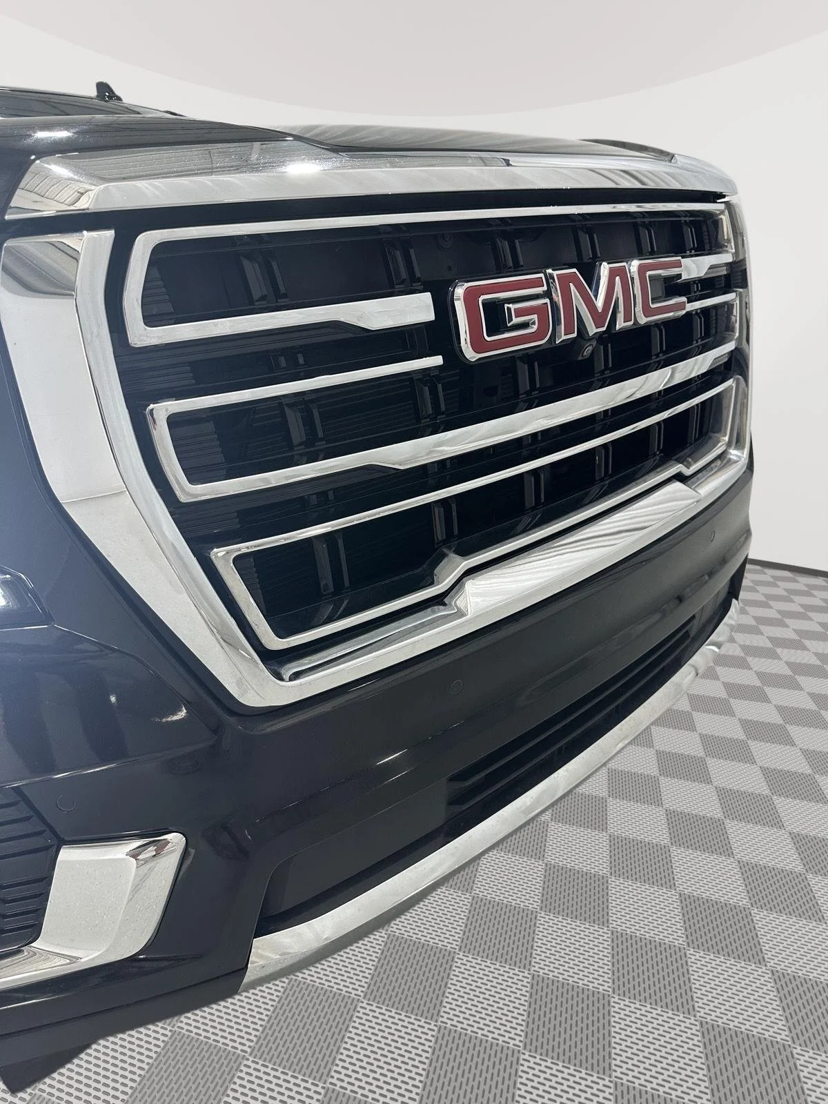 Used 2024 Onyx Black GMC SLT image 25