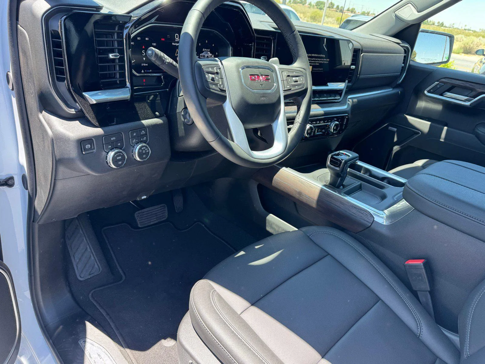New 2026 Glacier White Tricoat GMC SLT image 15