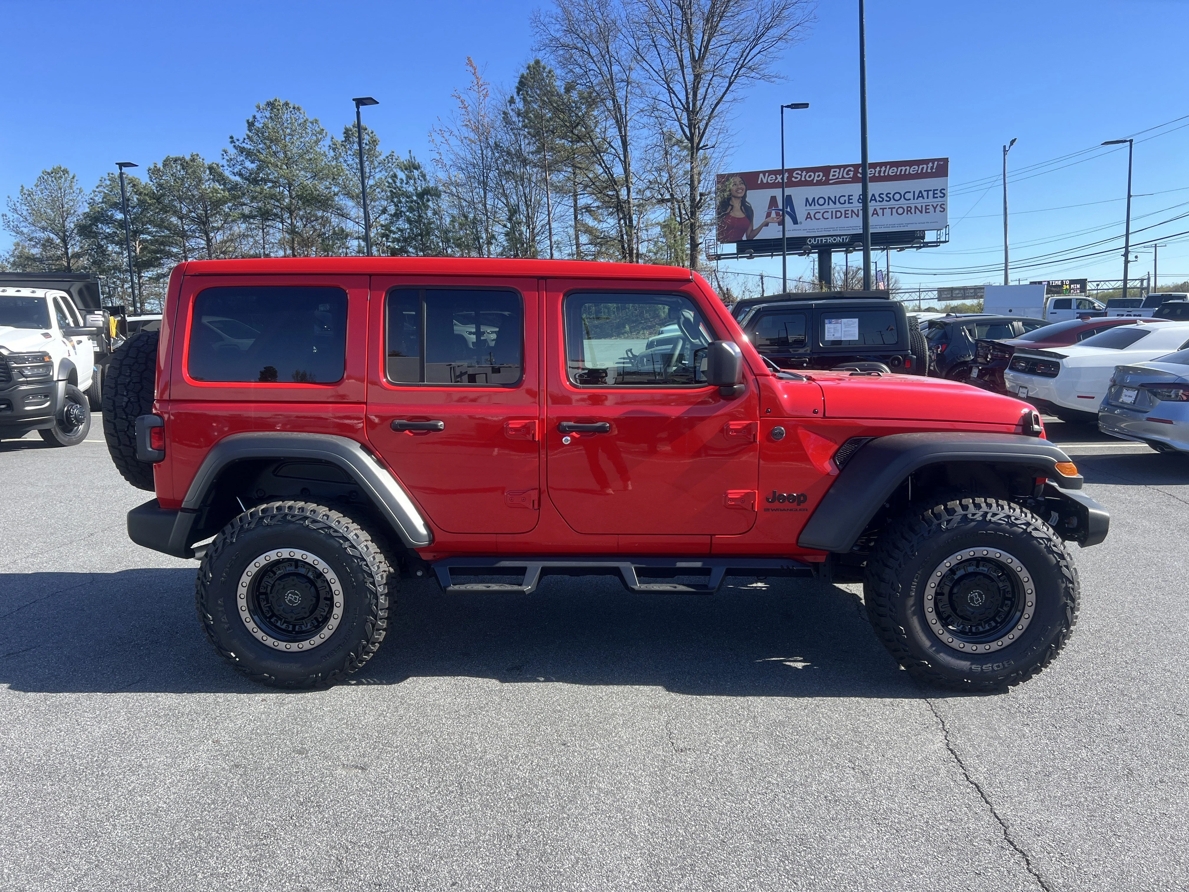 2025 Jeep Wrangler 4-Door Sport S - Photo 9