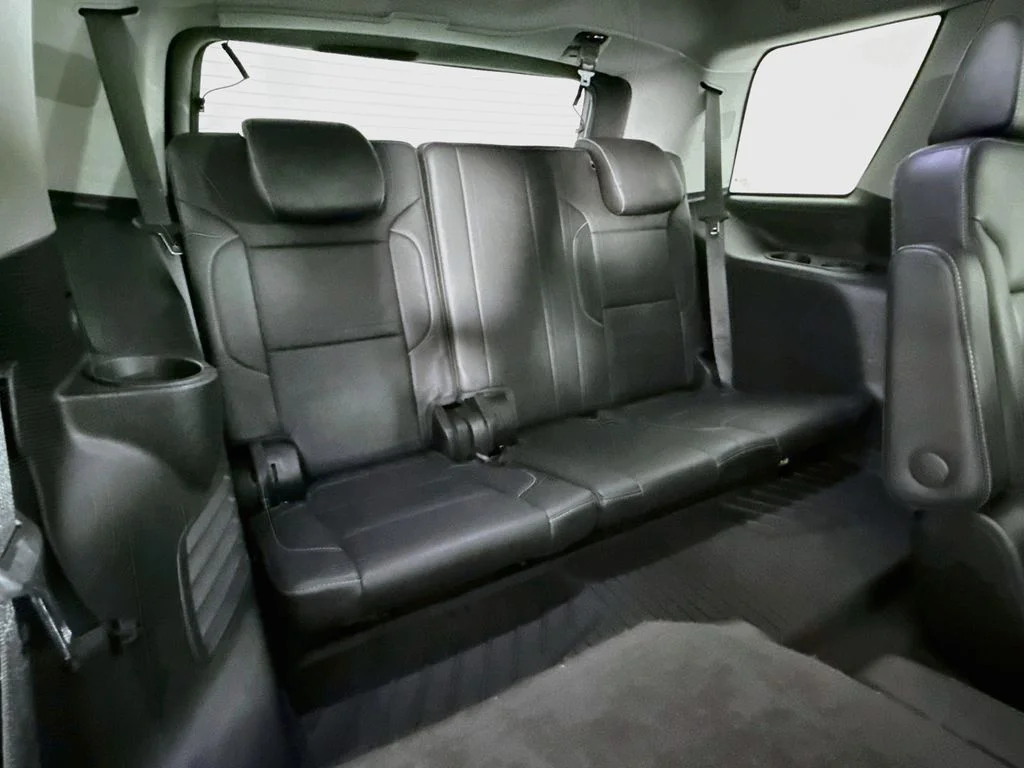 Used 2018 Silver Ice Metallic Chevrolet Premier image 30