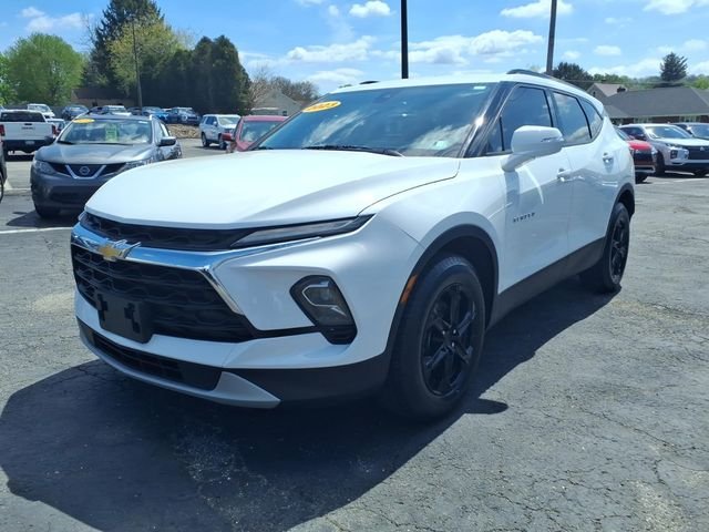 Used 2023 White Chevrolet LT image 8