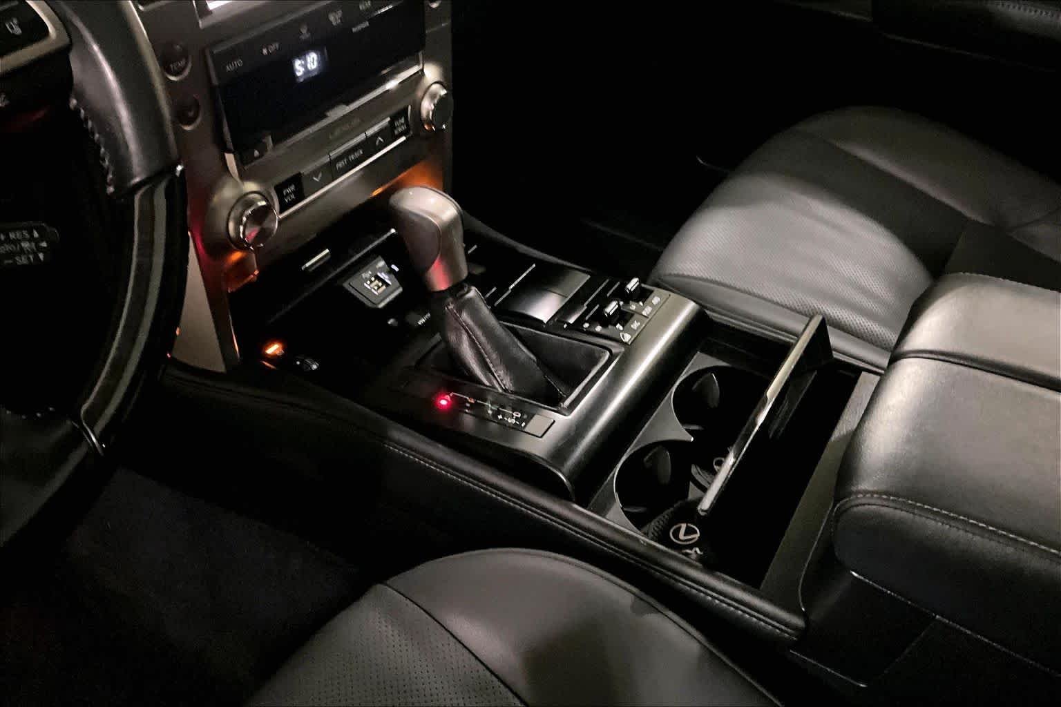 Used 2020 Starfire Pearl Lexus Premium image 16