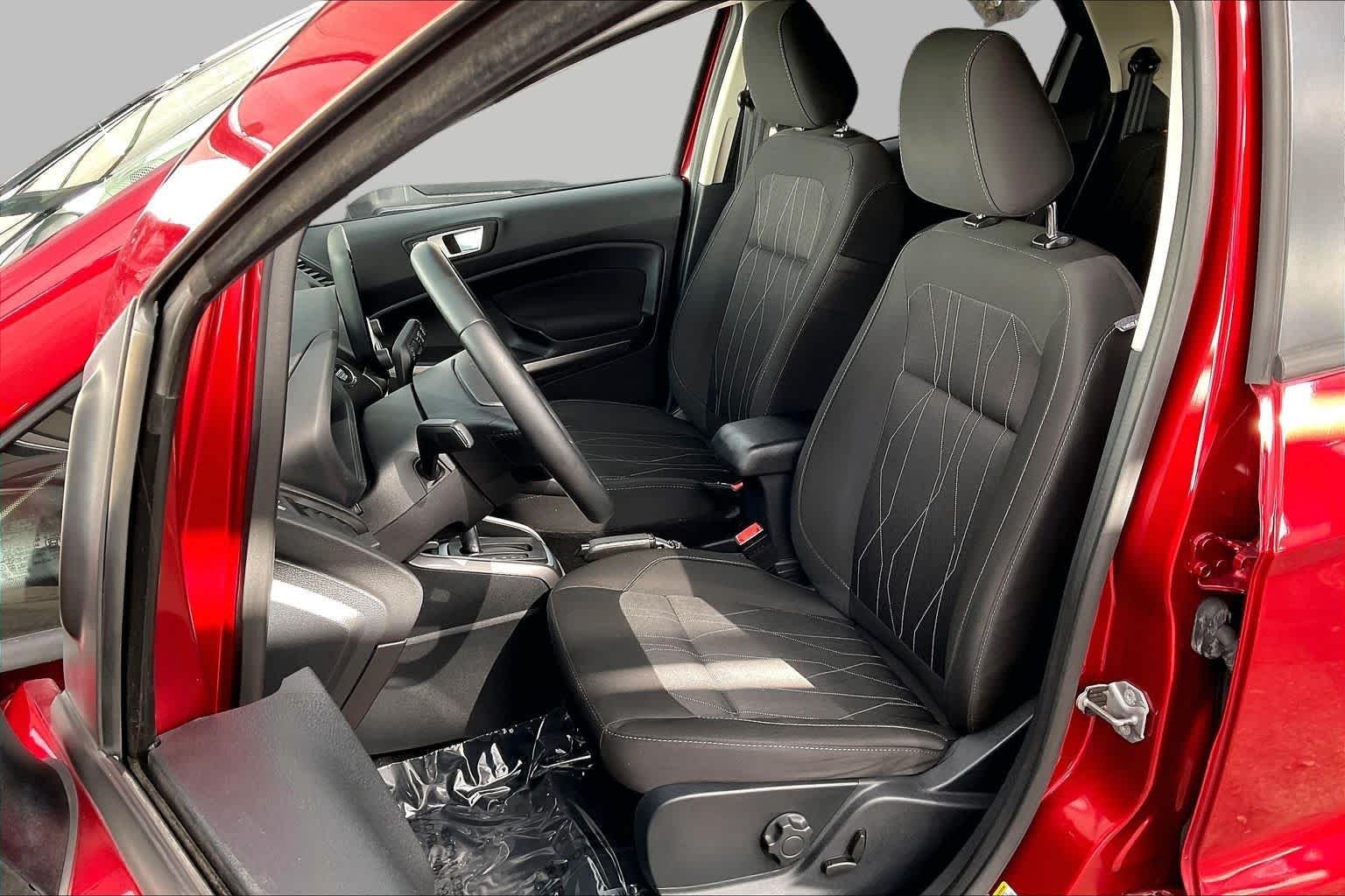 Pre-Owned 2018 Ford EcoSport SE