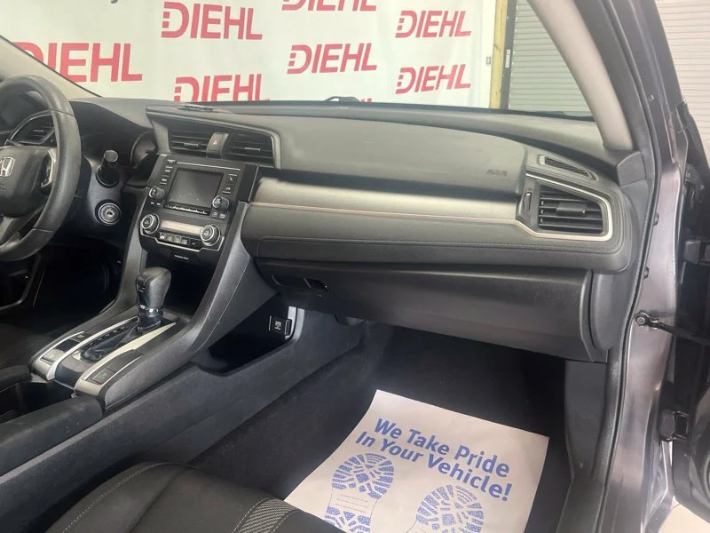 Used 2016 Gray Honda LX image 13