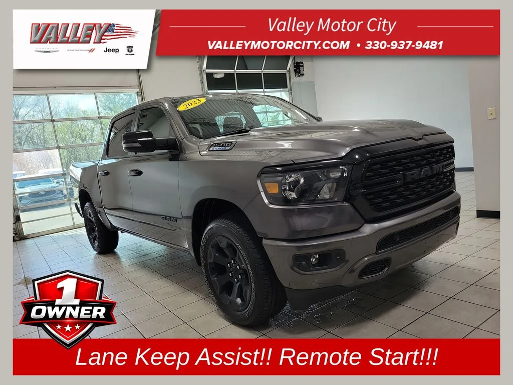 2023 RAM 1500 Big Horn/Lone Star 4x4 Crew Cab 5'7's photo