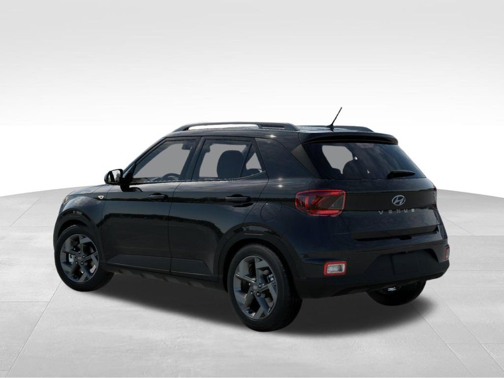 2025 Hyundai Venue SEL - Photo 6